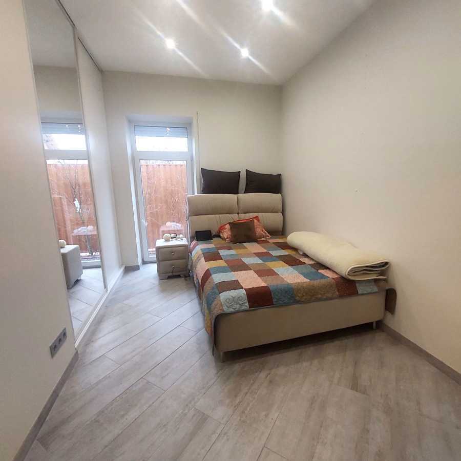 Аренда дома 170 м², Стеценко ул.