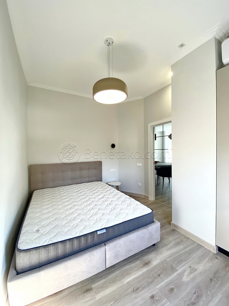 Оренда 4-кімнатної квартири 110 м², Мореходный пров., 2А