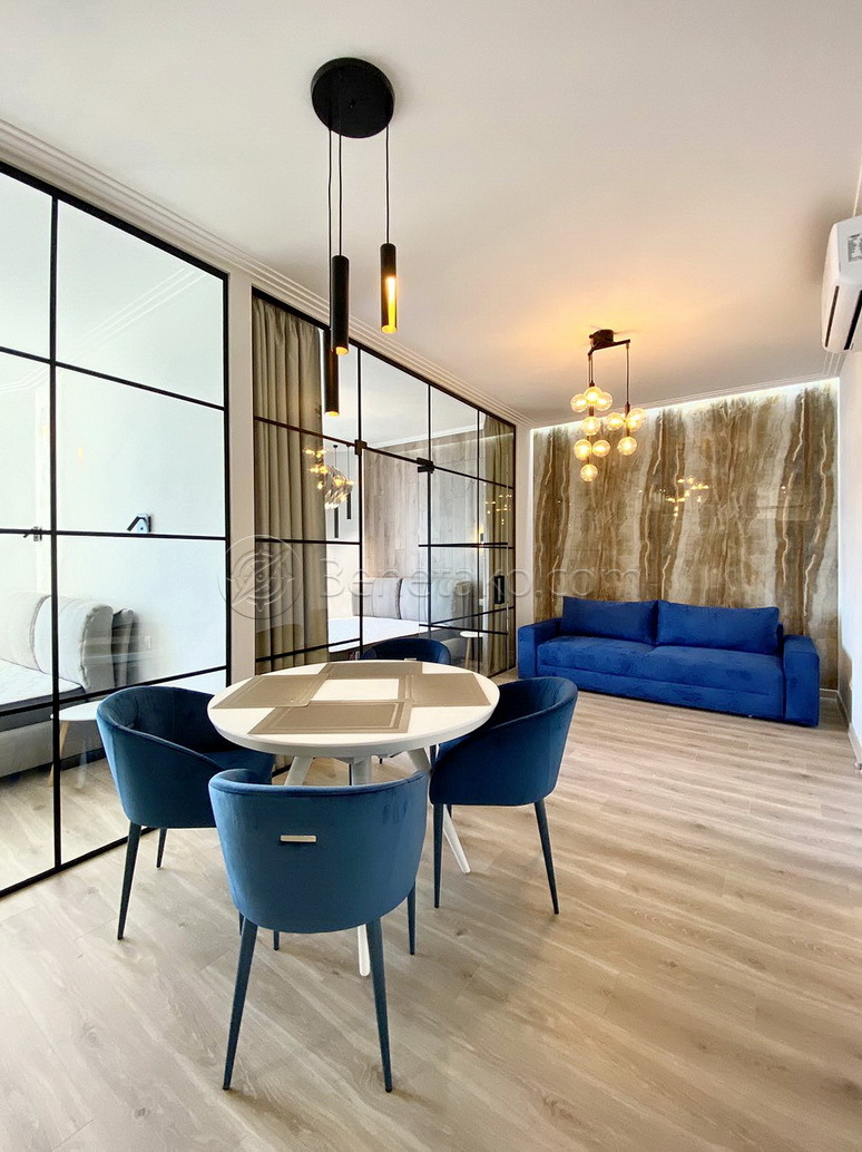 Оренда 4-кімнатної квартири 110 м², Мореходный пров., 2А