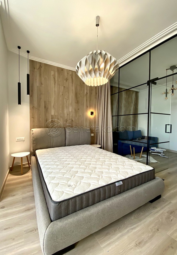 Оренда 4-кімнатної квартири 110 м², Мореходный пров., 2А