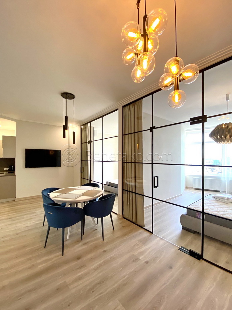 Оренда 4-кімнатної квартири 110 м², Мореходный пров., 2А