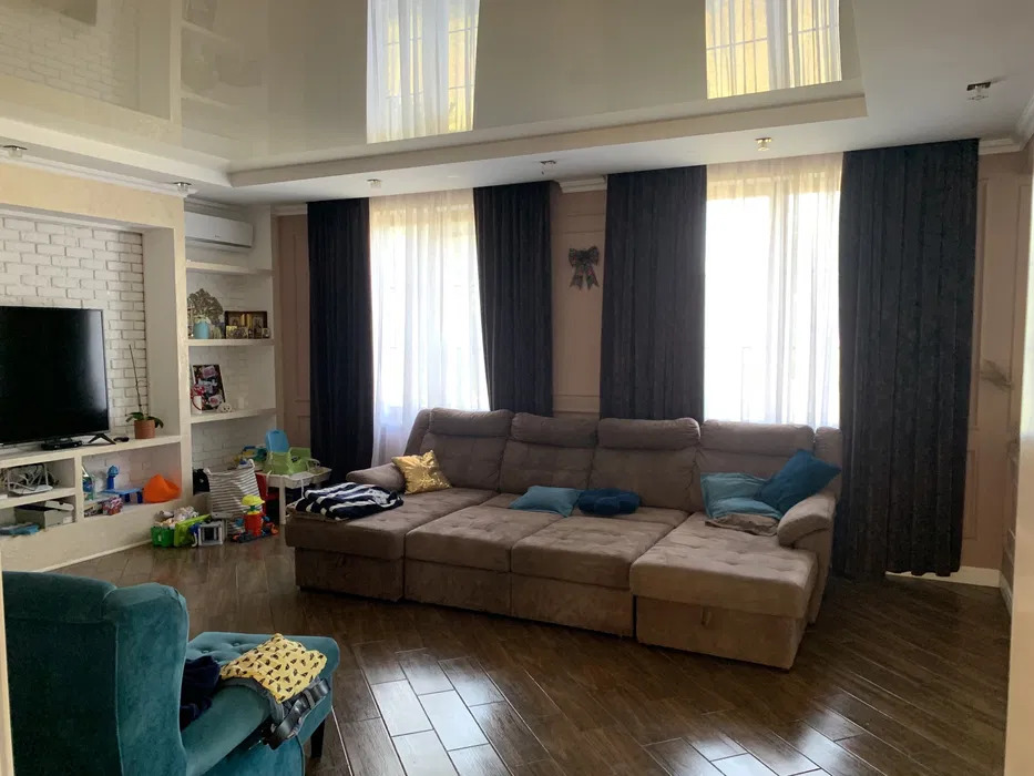 Аренда коттеджа 300 м², 95-я Садовая ул.