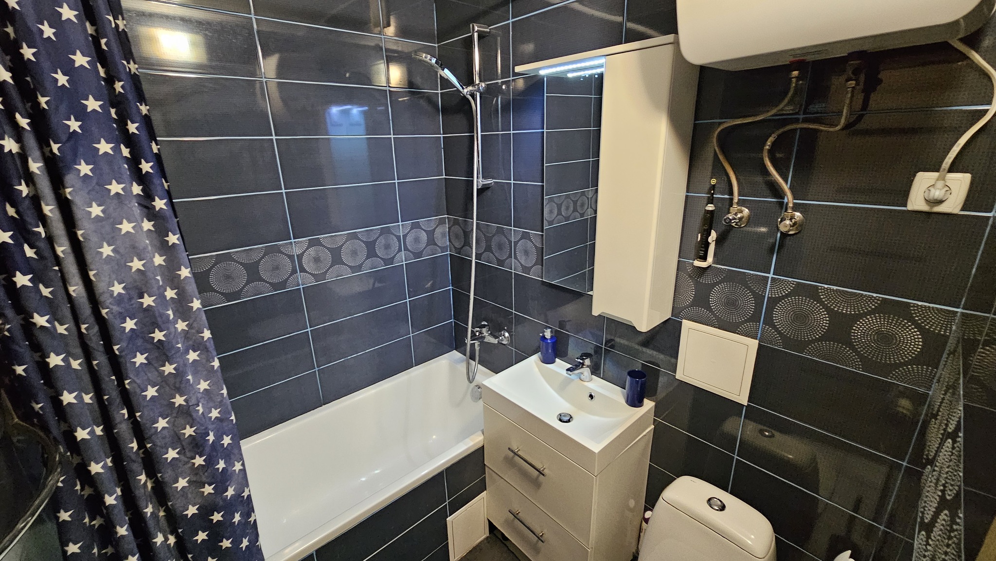 Продажа 2-комнатной квартиры 45 м², Дружбы Народов бул., 8