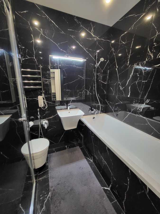 Аренда 1-комнатной квартиры 51 м², Джона Маккейна ул., 1