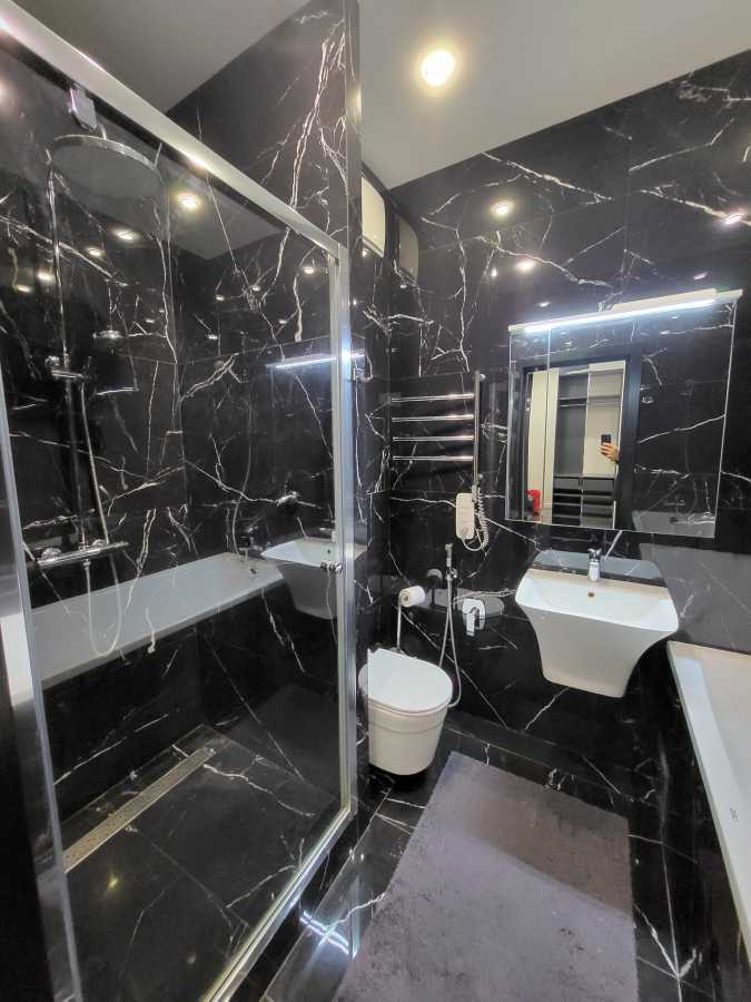 Аренда 1-комнатной квартиры 51 м², Джона Маккейна ул., 1