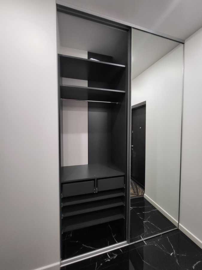 Аренда 1-комнатной квартиры 51 м², Джона Маккейна ул., 1