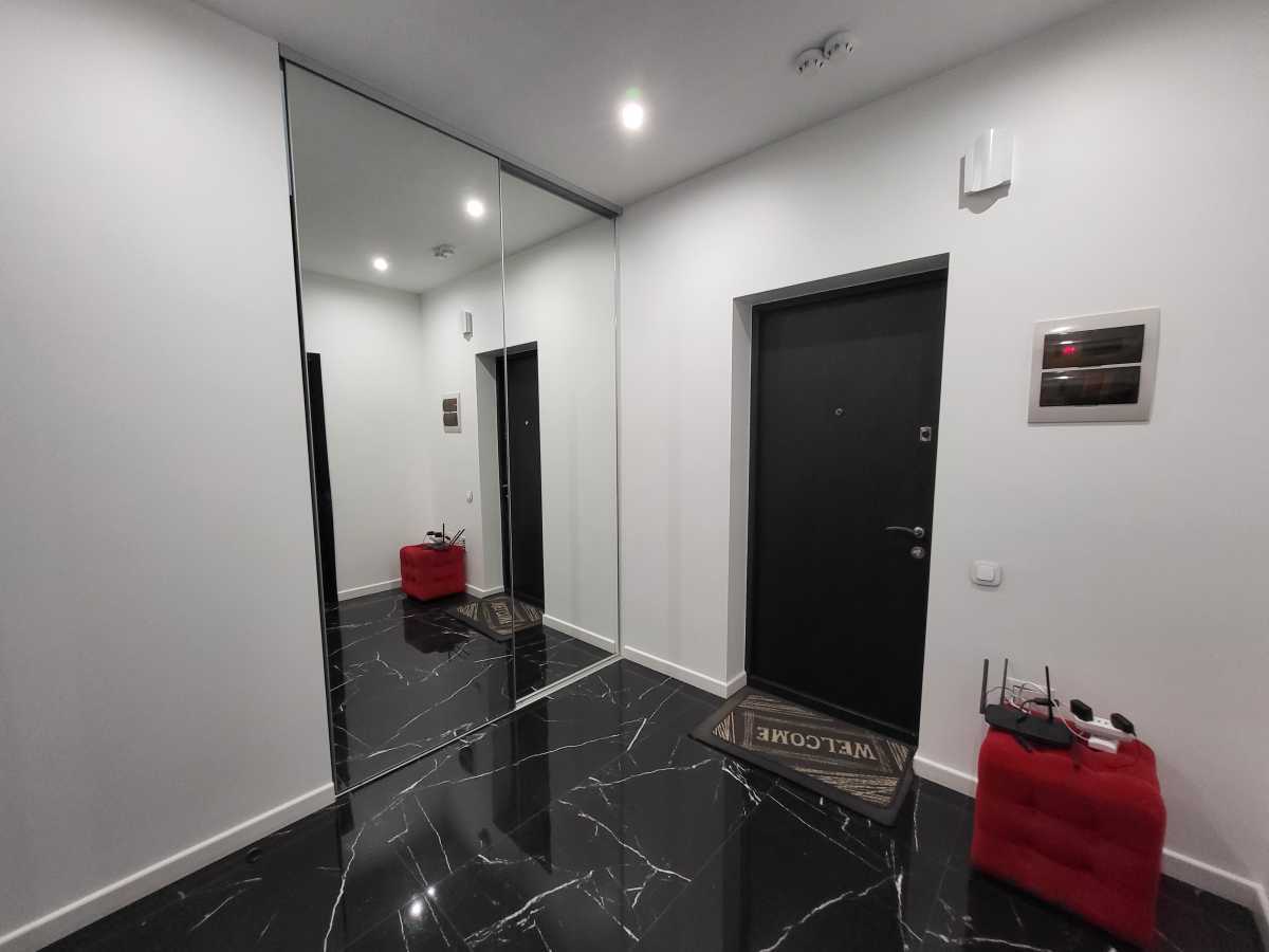 Аренда 1-комнатной квартиры 51 м², Джона Маккейна ул., 1