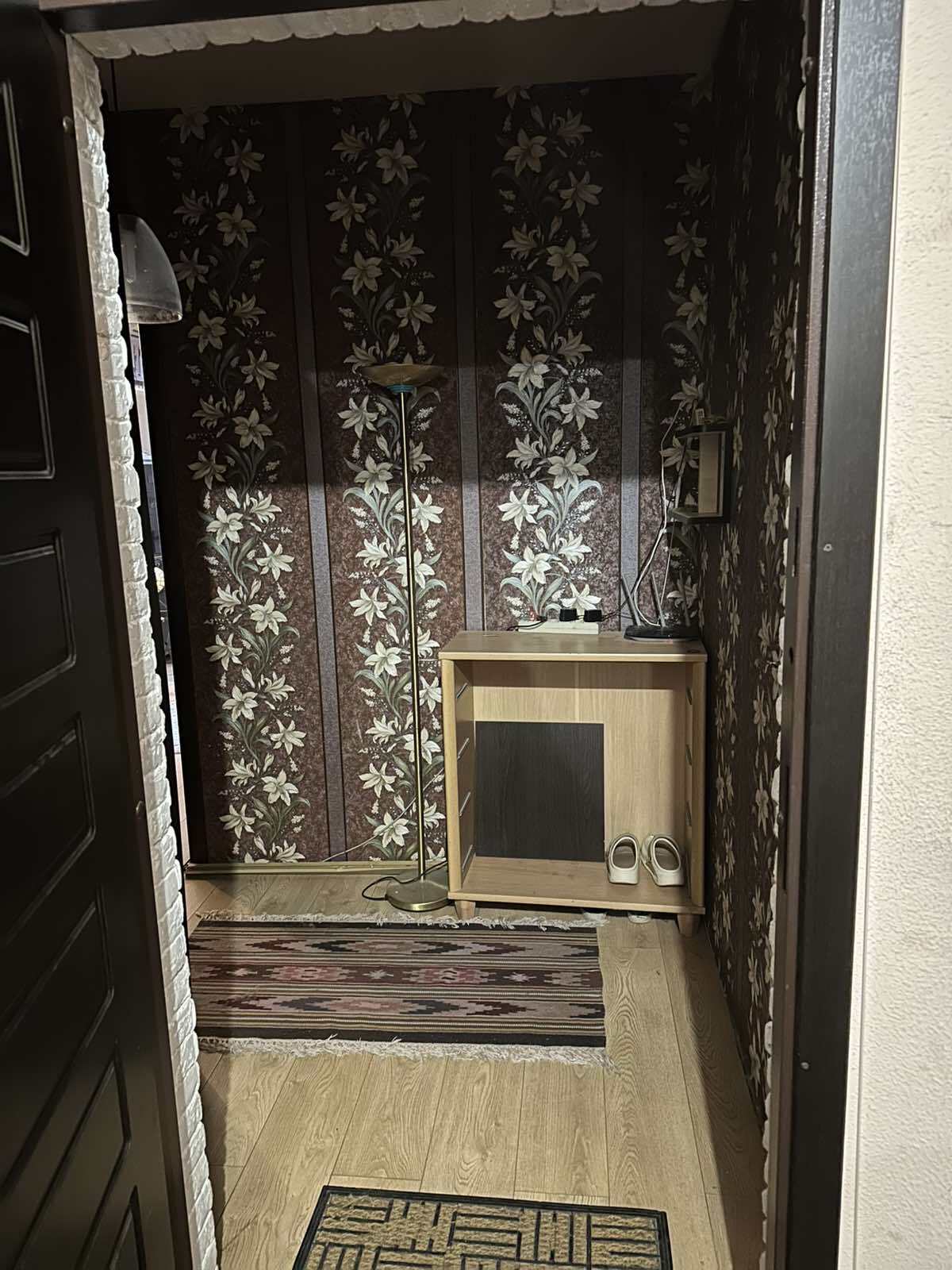 Оренда 1-кімнатної квартири 42 м², Массив Радужный вул.