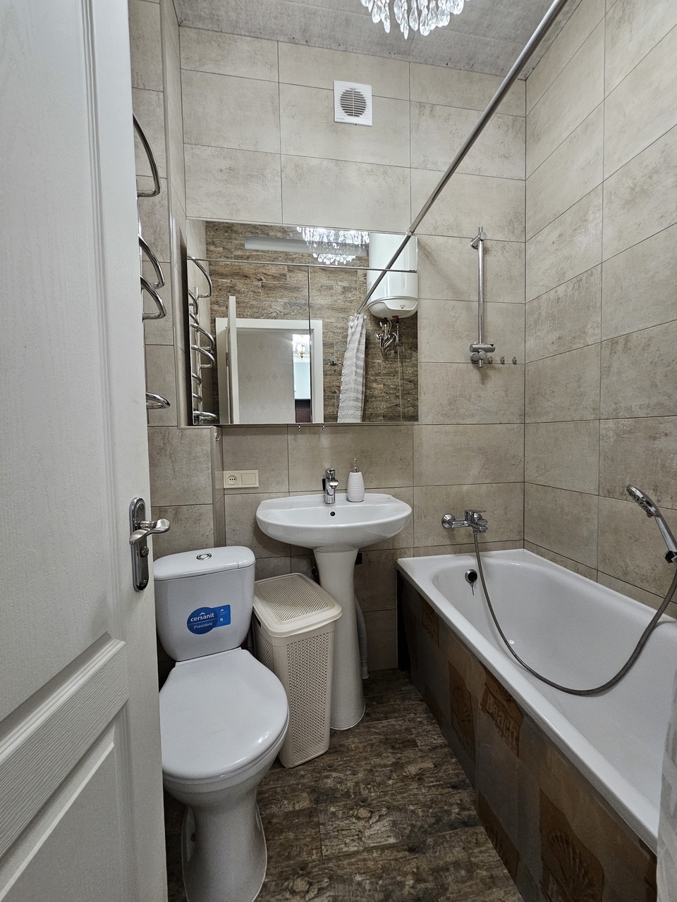 Продажа 2-комнатной квартиры 56 м², Дмитрия Яворницкого просп., 119