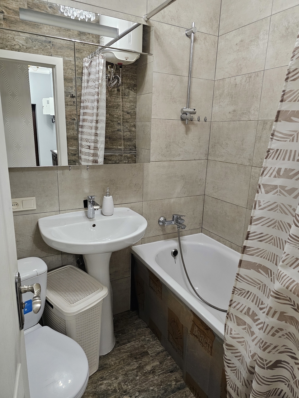 Продажа 2-комнатной квартиры 56 м², Дмитрия Яворницкого просп., 119