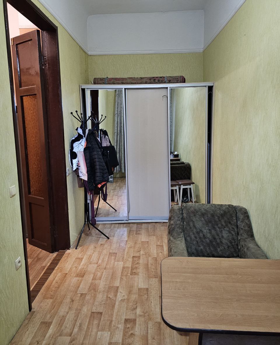Продажа 2-комнатной квартиры 41 м², Шмидта ул., 9