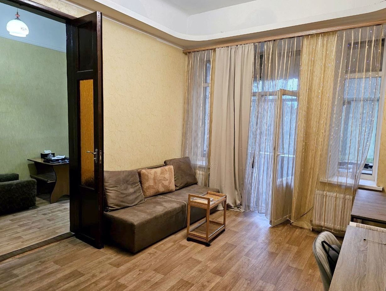 Продажа 2-комнатной квартиры 41 м², Шмидта ул., 9