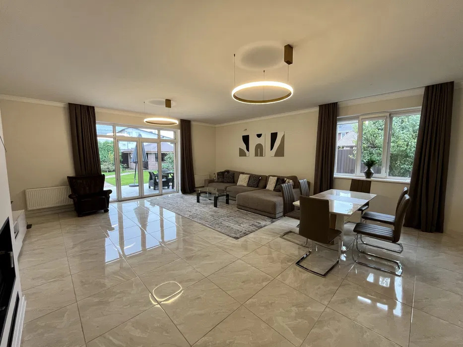 Аренда дома 275 м², 5-я Абрикосовая ул.