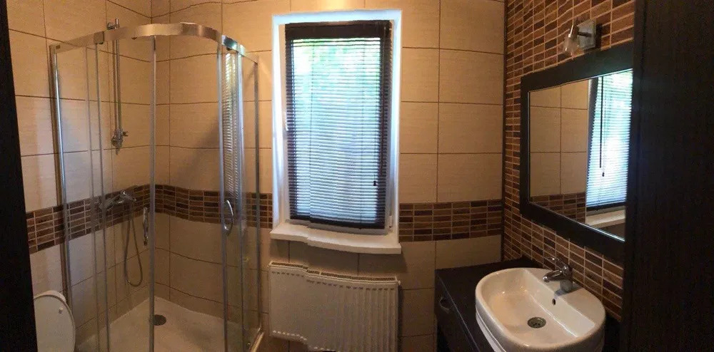 Оренда будинку 158 м², Святошинська вул.
