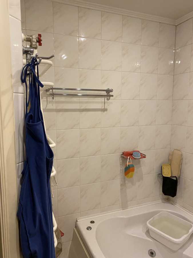 Продаж 3-кімнатної квартири 69 м², Котельникова вул., Драгоманова, 20