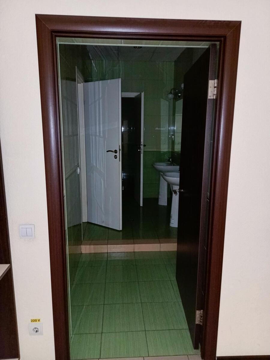 Продаж офісу 1170 м², Харківське шосе