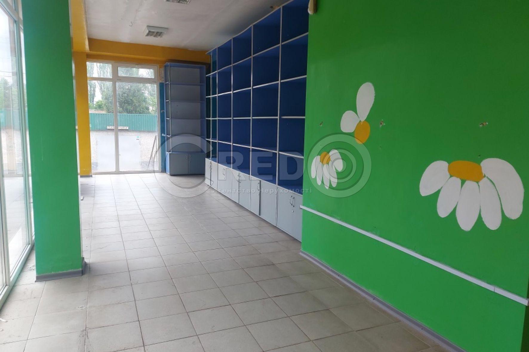 Продажа магазина 150 м², Космонавтов ул.