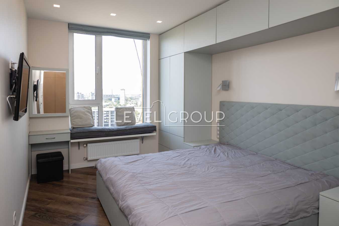 Продажа 3-комнатной квартиры 75 м², Сормовская ул., 3