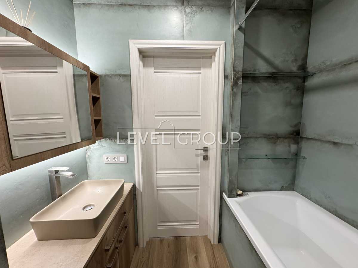 Продажа 3-комнатной квартиры 75 м², Сормовская ул., 3