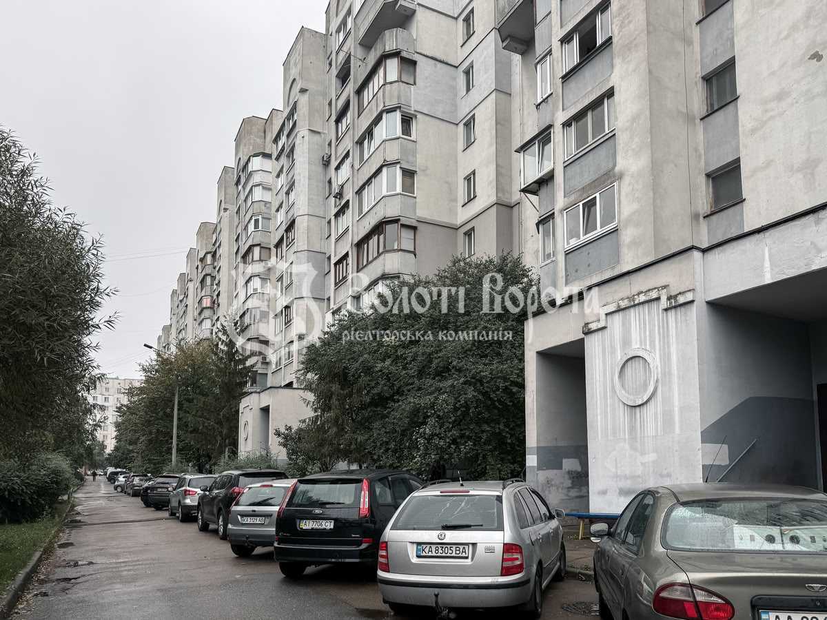 Продажа 3-комнатной квартиры 72.3 м², Тулузы ул., 3Б