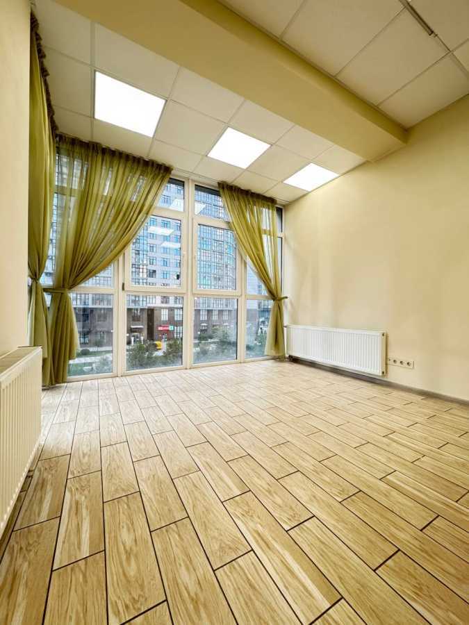 Продаж офісу 125.4 м², Андрія Кизила вул., Верхогляда, 15