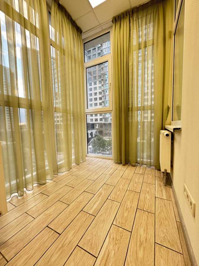 Продаж офісу 125.4 м², Андрія Кизила вул., Верхогляда, 15