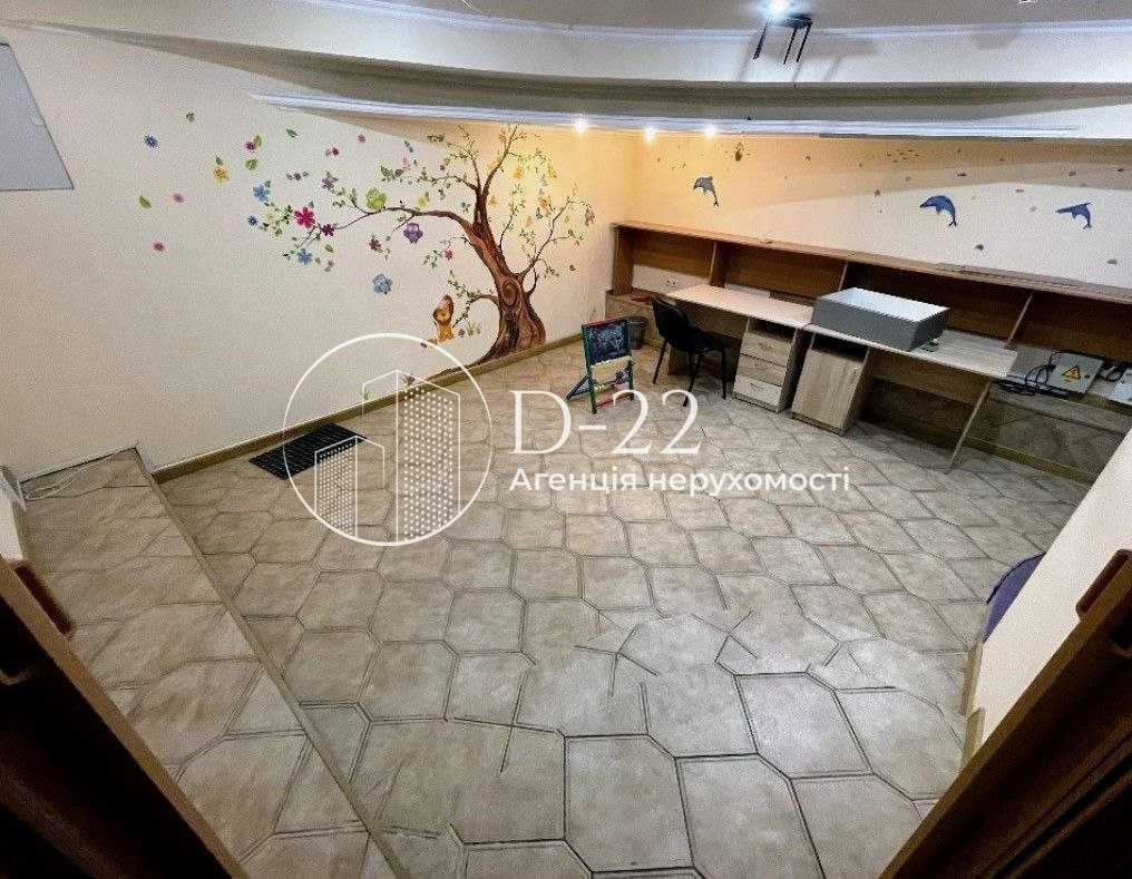 Продаж офісу 146 м², Дружби Народів бул., 13