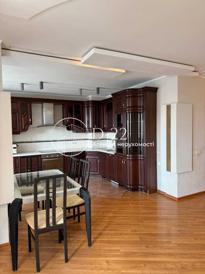 Продаж 2-кімнатної квартири 82 м², Анни Ахматової вул., 13Г
