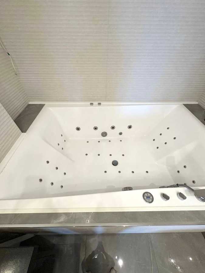 Оренда 3-кімнатної квартири 120 м², Василя Тютюнника вул., 37/1