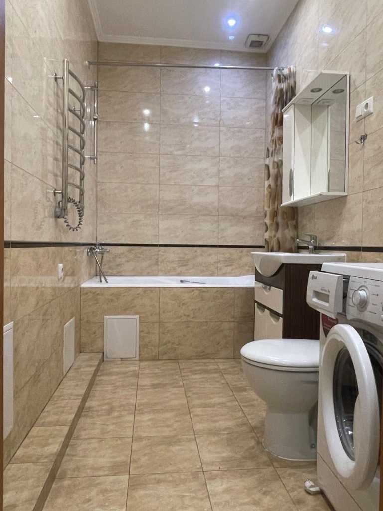 Аренда 2-комнатной квартиры 47 м², Жилянская ул.