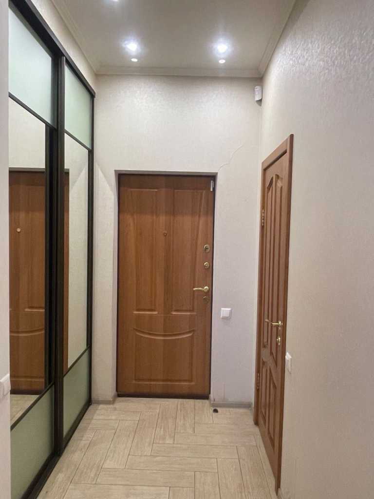 Аренда 2-комнатной квартиры 47 м², Жилянская ул.