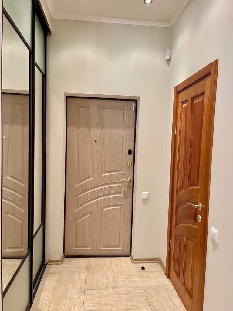 Аренда 2-комнатной квартиры 47 м², Жилянская ул.