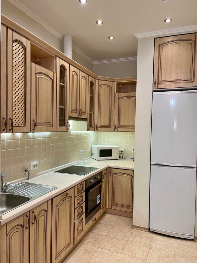Аренда 2-комнатной квартиры 47 м², Жилянская ул.