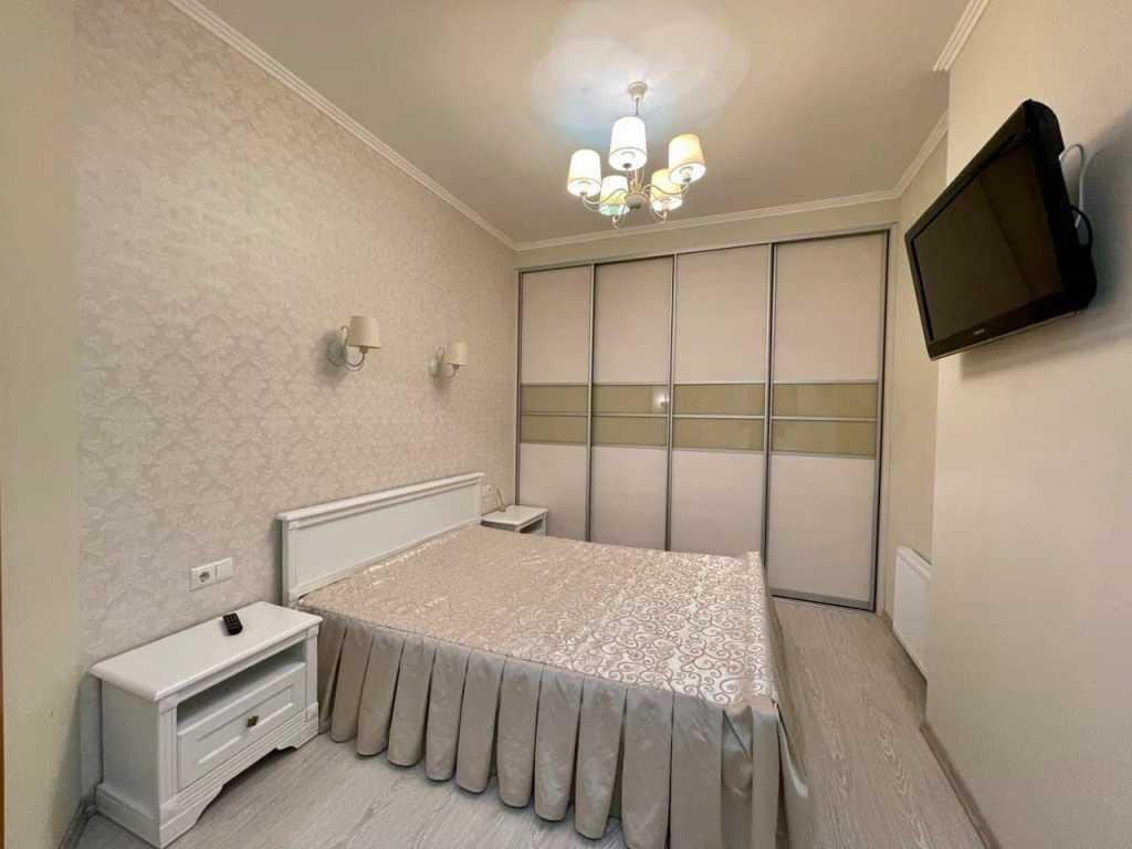 Аренда 2-комнатной квартиры 47 м², Жилянская ул.