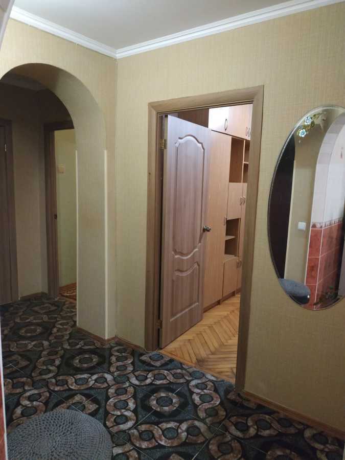 Продажа 3-комнатной квартиры 58.2 м², Зодчих ул., 78