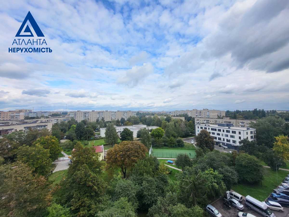 Продажа 3-комнатной квартиры 67 м², Соборности просп., 37Б