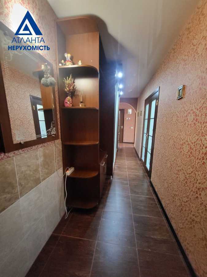 Продажа 3-комнатной квартиры 67 м², Соборности просп., 37Б