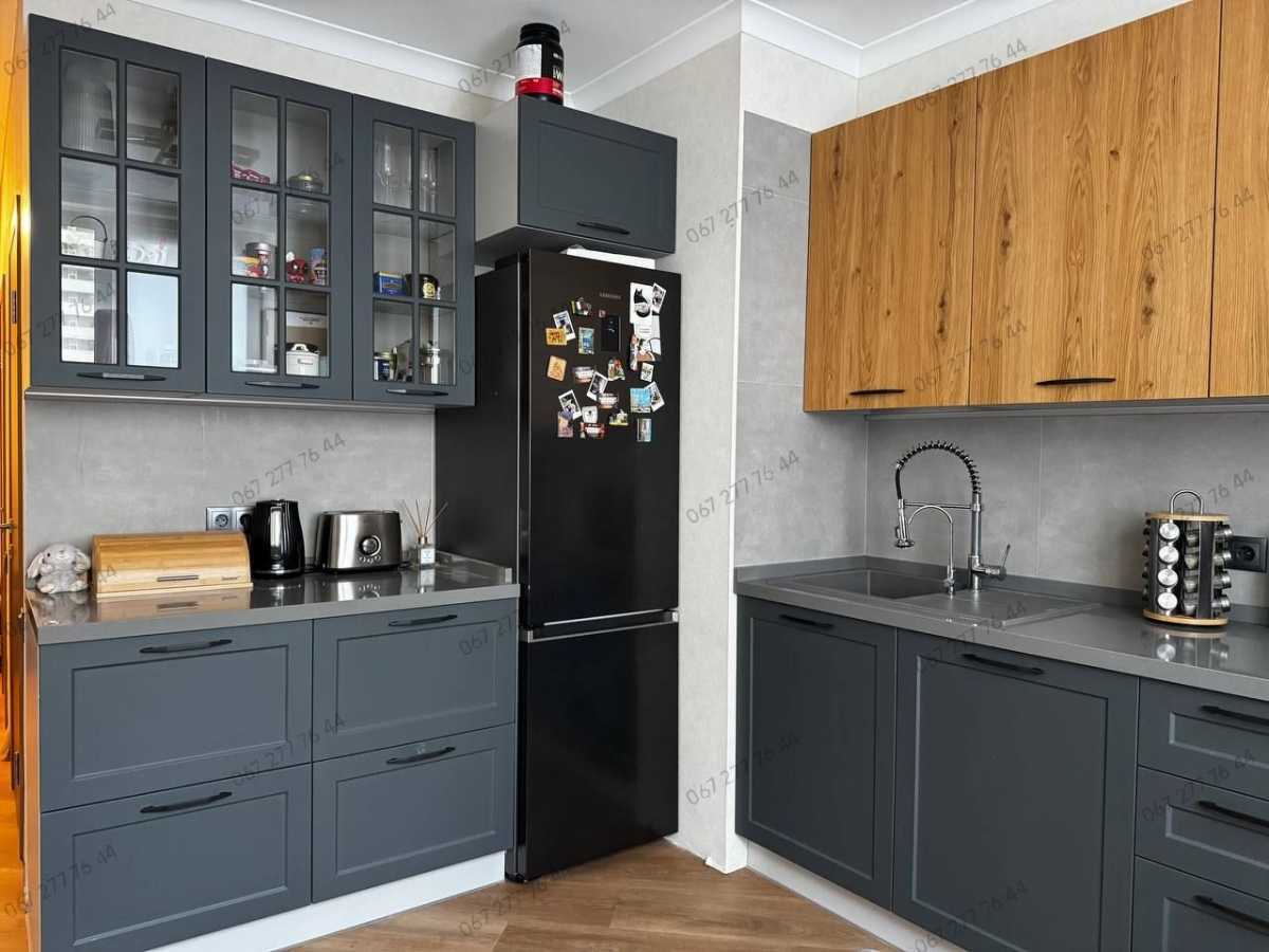 Продаж 2-кімнатної квартири 70 м², Анни Ахматової вул., 30