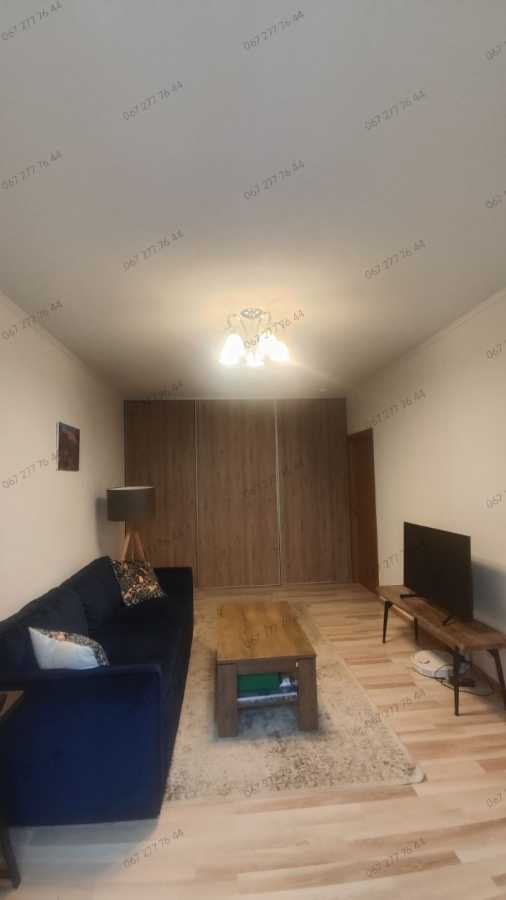 Продаж 2-кімнатної квартири 70 м², Анни Ахматової вул., 30