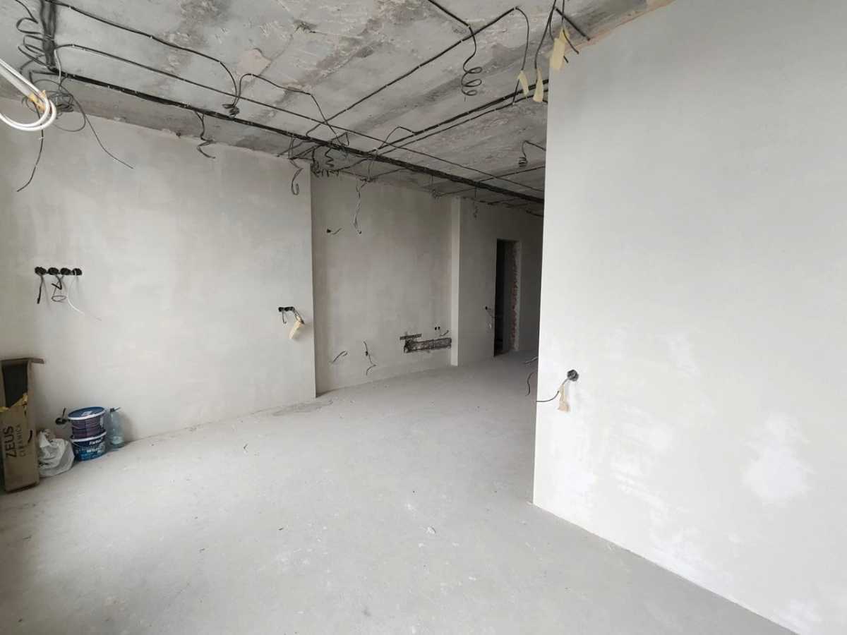 Продаж 1-кімнатної квартири 40 м², Саперно-Слобідська вул., 22