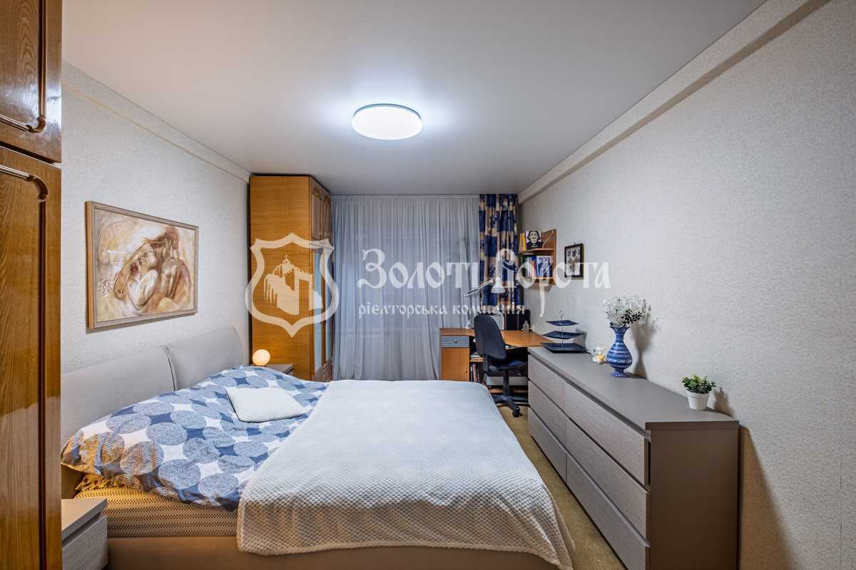 Продажа 2-комнатной квартиры 46 м², Академика Туполева ул., 22А