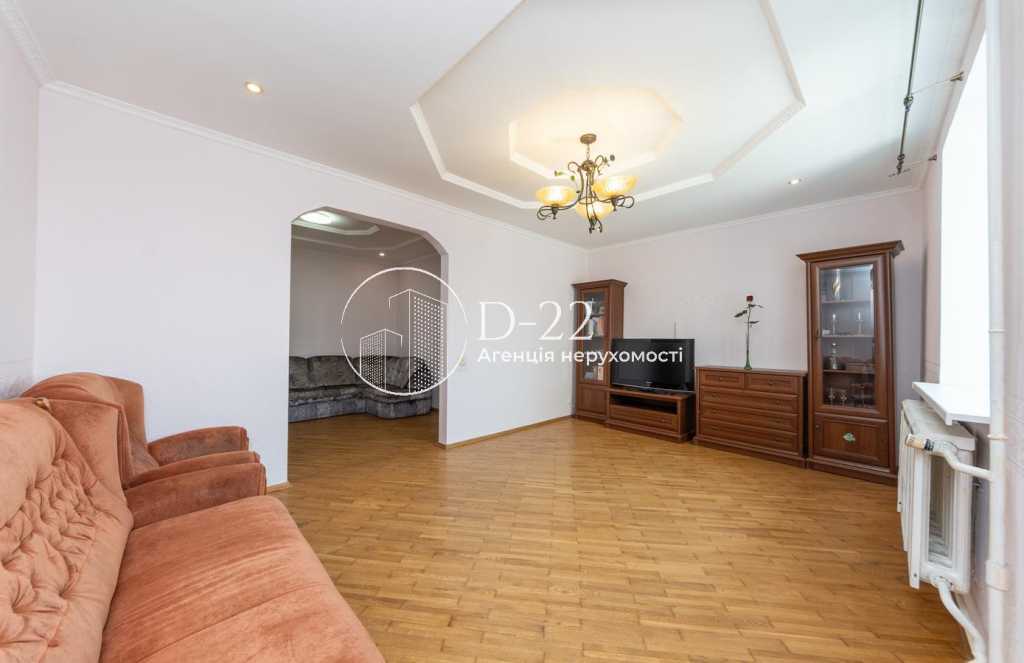 Продажа 3-комнатной квартиры 98 м², Александра Кошица ул., 7А