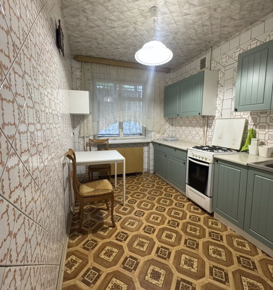 Продажа 3-комнатной квартиры 72 м², Тверская ул., 9