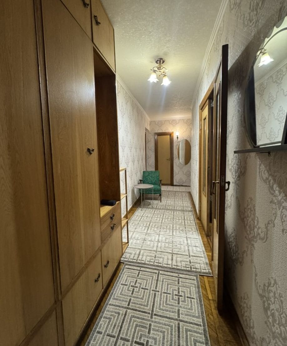 Продажа 3-комнатной квартиры 72 м², Тверская ул., 9