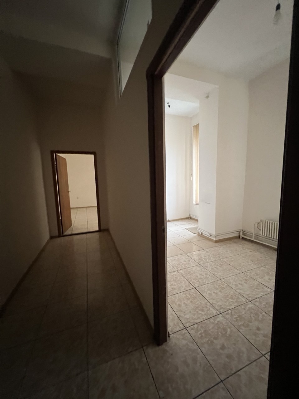 Аренда торгового помещения 215 м², Варненская ул., 7