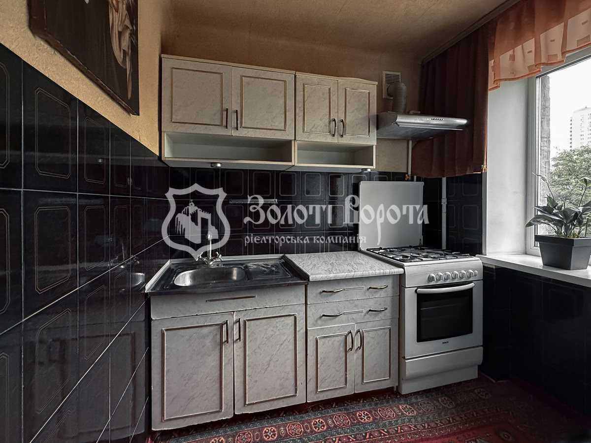 Продаж 2-кімнатної квартири 41 м², Алма-Атинська вул., 52А