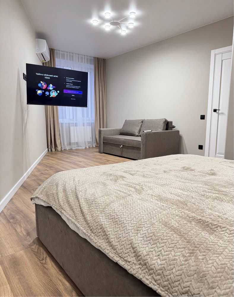 Аренда 1-комнатной квартиры 39 м², Героев Небесной Сотни просп.