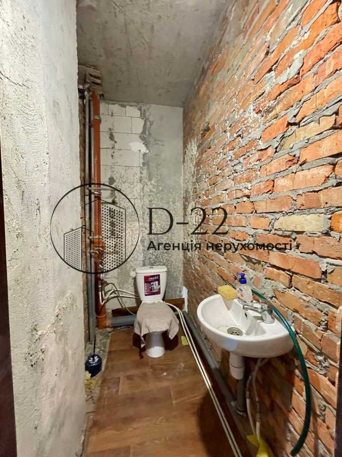 Продаж 2-кімнатної квартири 76 м², Михайла Донця вул., Драгоманова, 40з