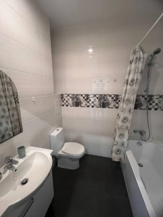 Продажа 1-комнатной квартиры 40 м², Люстдорфская дор.