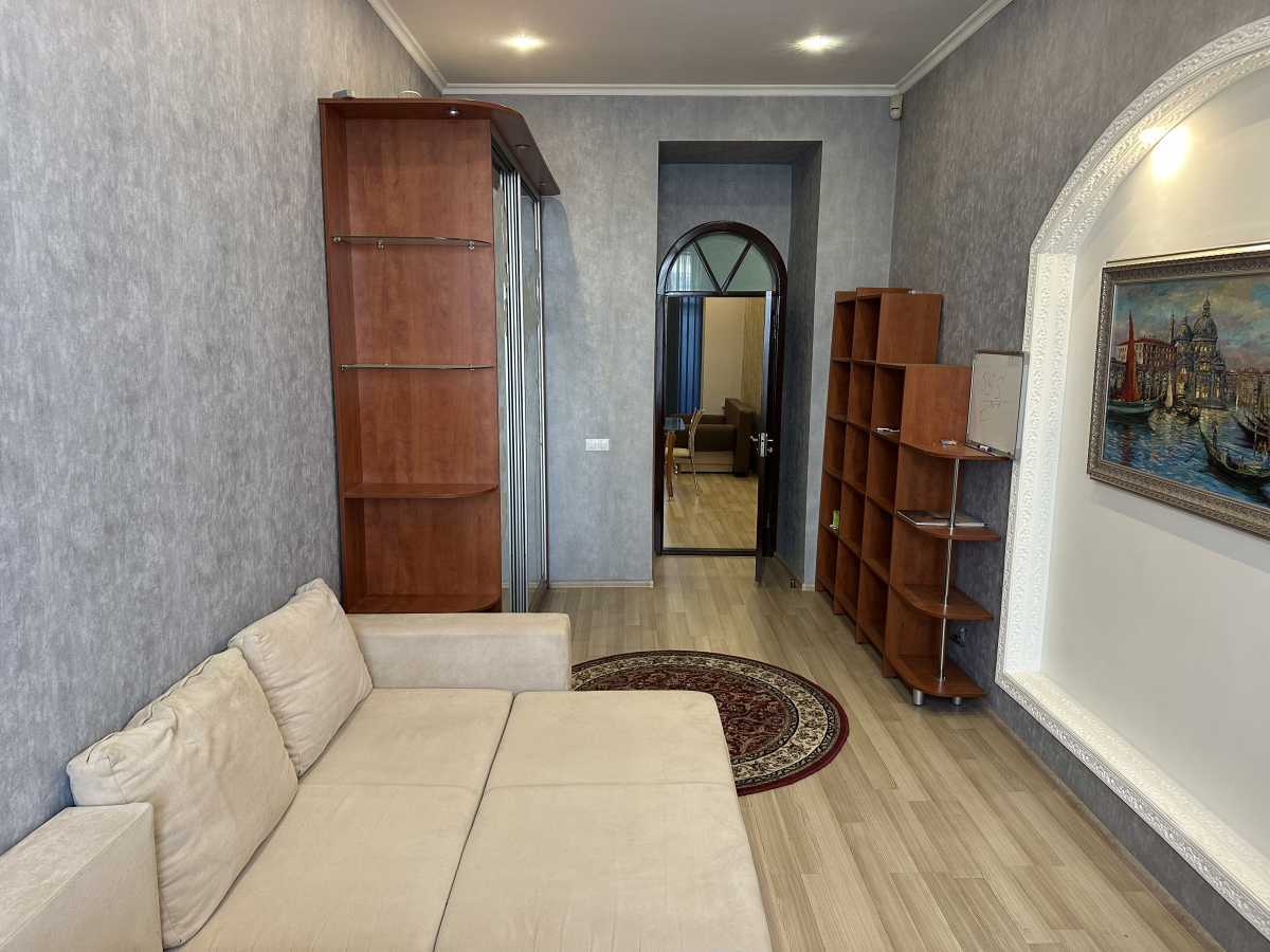 Аренда 2-комнатной квартиры 65 м², Саксаганского ул., 131А